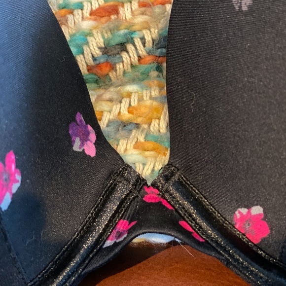 Plunge Bra - only worn once - Picture 3 of 7